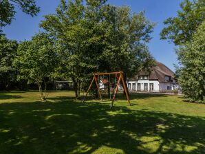 Apartment in farmhouse on the island of Texel - De Cocksdorp - image1