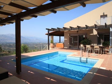 Ferienhaus Villa Castello mit Pool und Weitblick
