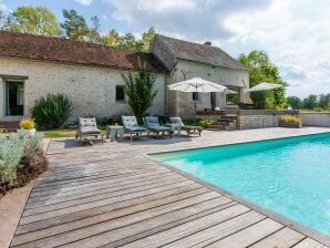 Maison de vacances confortable à Yuvre-la-ville avec jacuzzi - Yèvre-la-Ville - image1