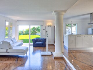 Villa Costarainera Caratteristiche 10