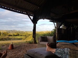 Vakantiehuis Geniet van de rust en de natuur in deze gite met fijne tuin en opzetzwembad - Issy-l'Eveque - image1