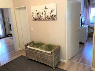 großer Flur im Appartement - Bild 1