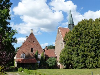 Kirche und Nonnenhaus