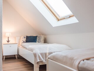 Schlafzimmer 2