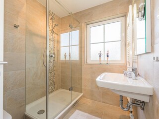 Badezimmer Erdgeschoss