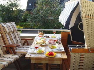 Balkon mit wunderschönem Blick auf den Dorfteich
