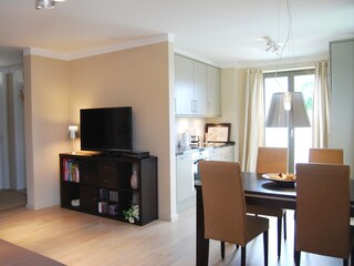 Holiday apartment Wenningstedt Living Room 12