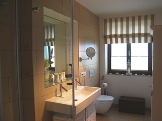 Holiday apartment Wenningstedt Bathroom 15