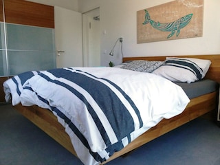 2. Schlafzimmer