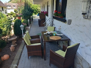 Eingang FeWo B mit Sitzecke