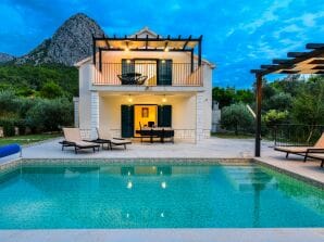 Holiday house Blue Stone with pool and garden - Zaostrog - image1