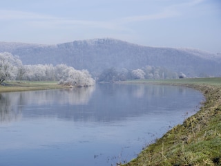 Blick über die Weser nach Forst