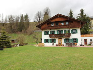 Apartment Rustic holiday home on the ski slopes - Hohe Salve - image1