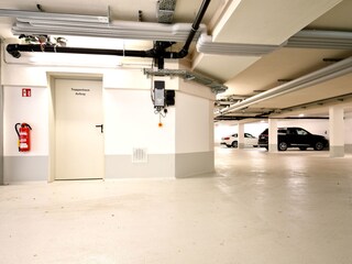 Tiefgarage des Hauses
