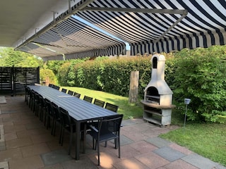 Terrasse mit Grill