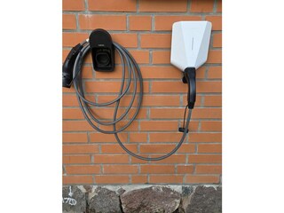 Wallbox mit Typ2-Ladekabel