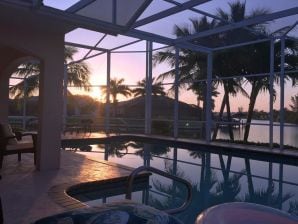 Holiday house Blue Lagoon - Cape Coral - image1