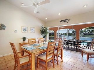 dining area of the holiday home in Cape Coral, FL