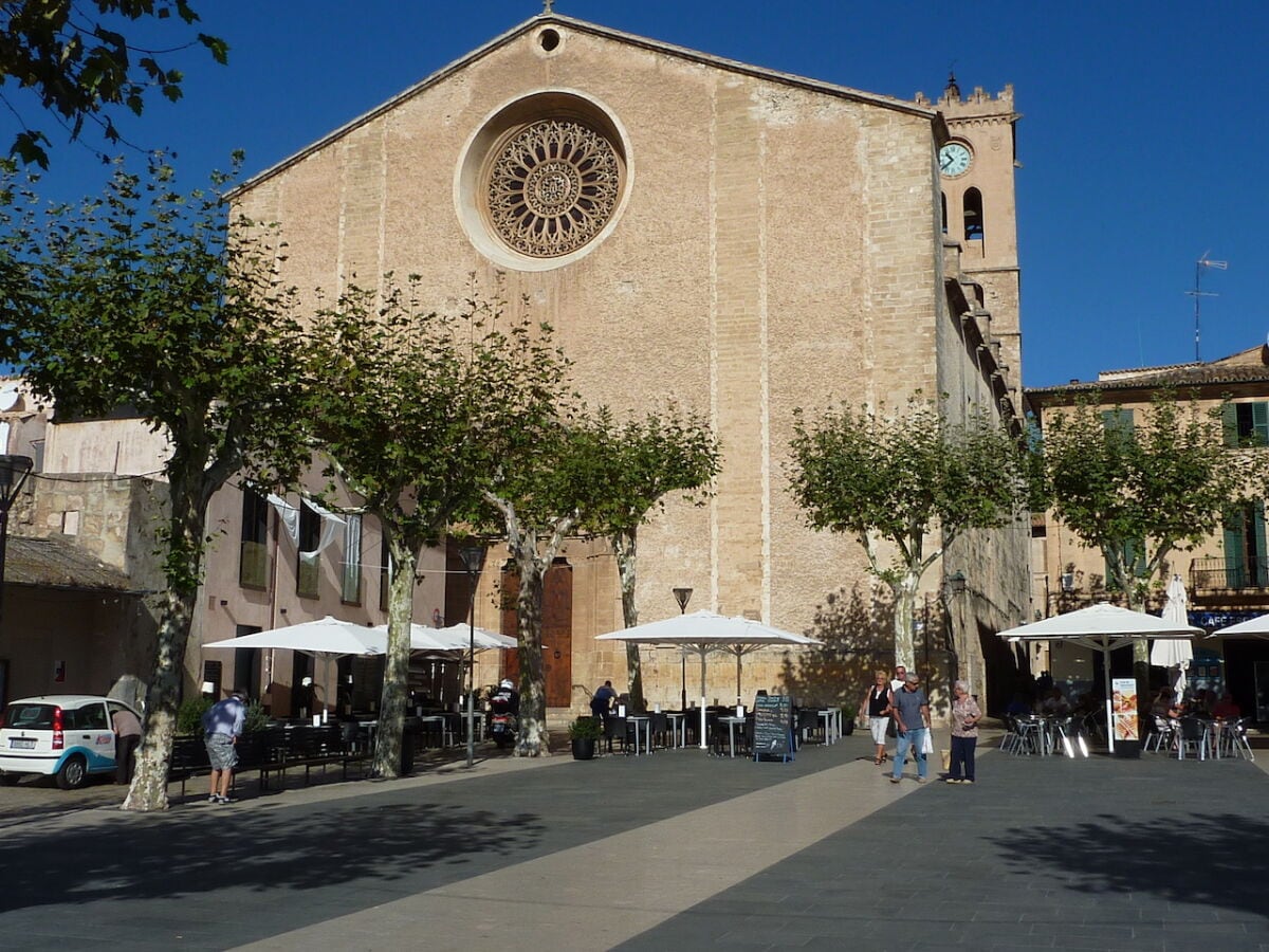 Plaça Mayor in Pollença