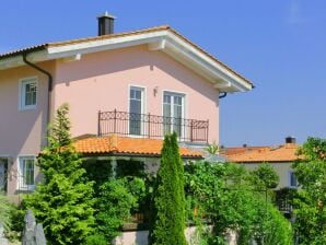 Holiday house Charming apartment with terrace in Deggendorf - Deggendorf - image1