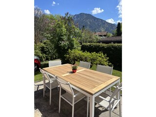 Terrasse mit Blick in die Berge