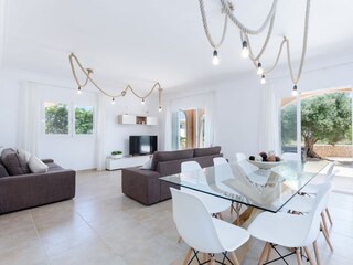 Villa Colonia de Sant Pere Caratteristiche 30