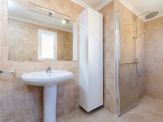 Villa Colonia de Sant Pere Caratteristiche 51