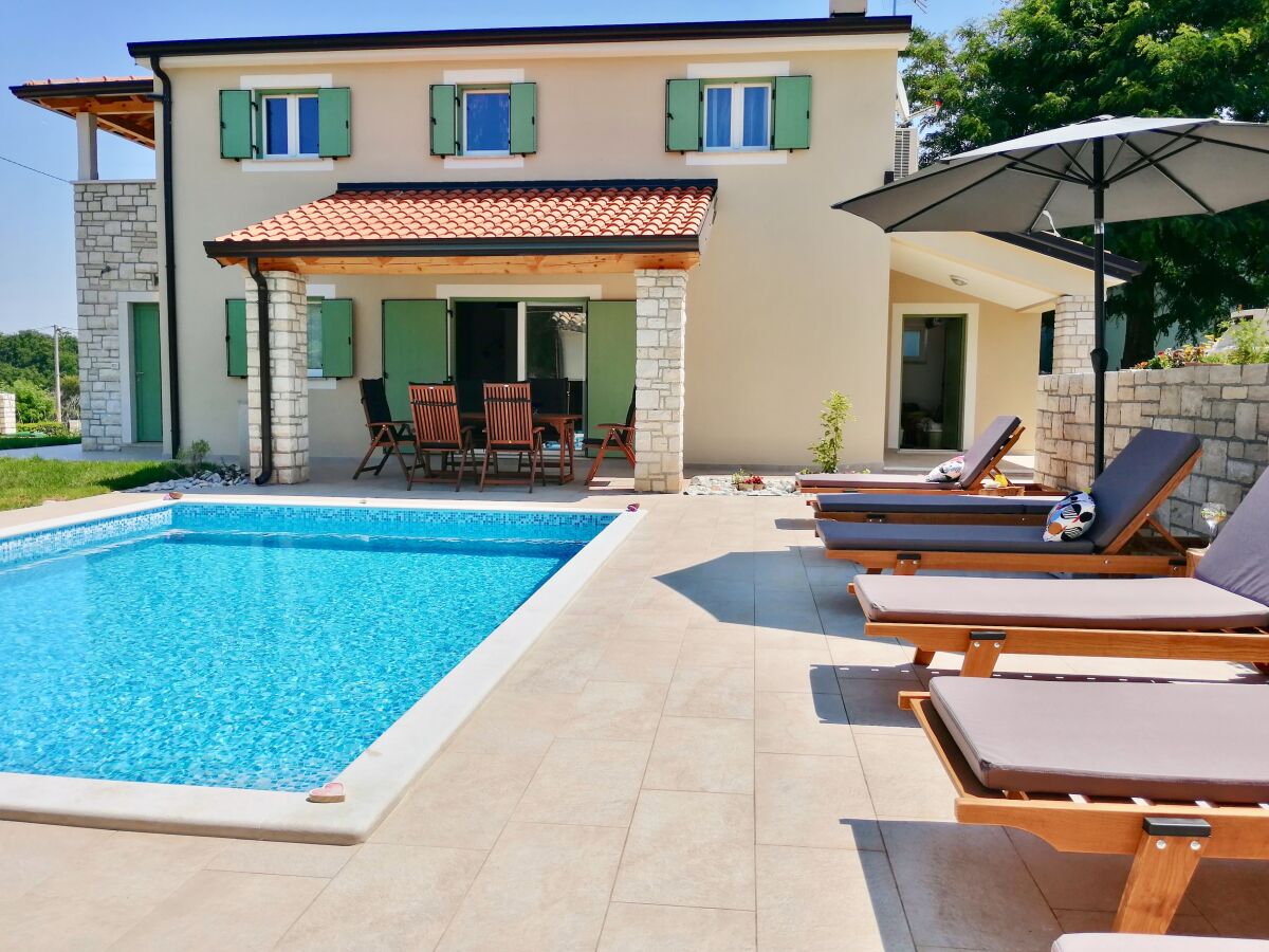 Haus mit privatem Pool