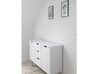 Schlafzimmer mit zwei Einzelbetten