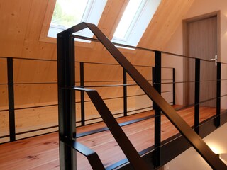 über die Treppe gelangen Sie ins Obergeschoß