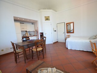 Holiday apartment Imperia Features 44