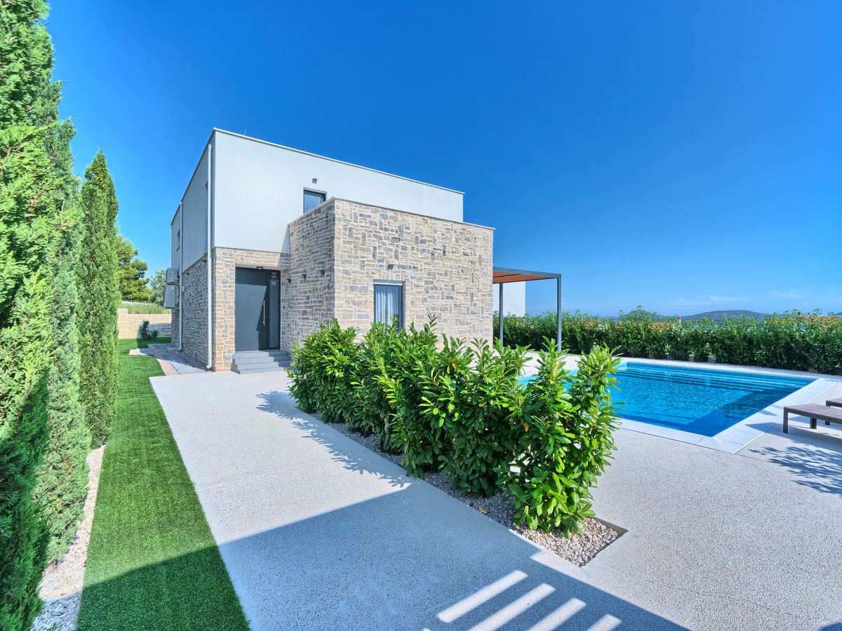 Villa mit Pool