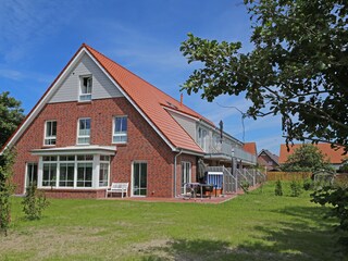 Außenansicht des gesamten Wohnhauses von Südwesten