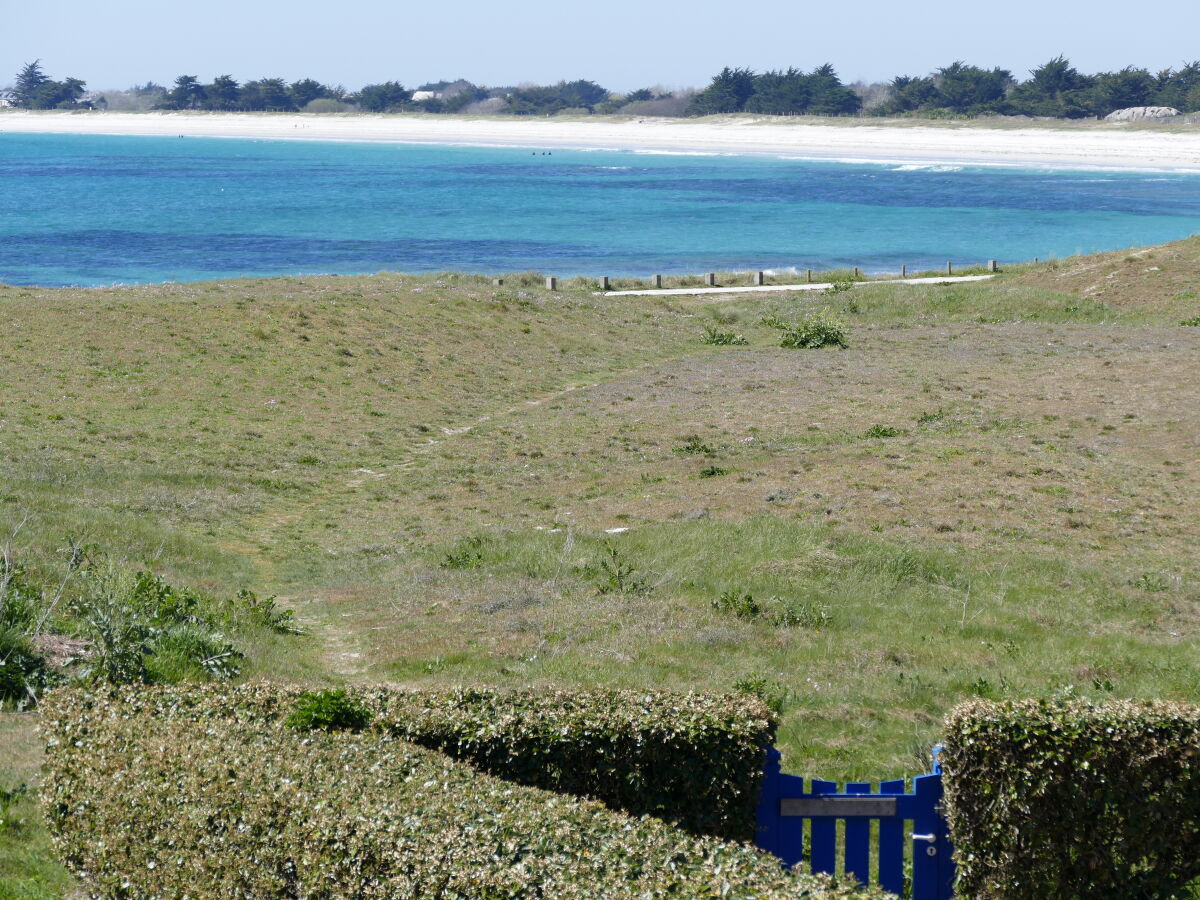 Gate, with direct access to sandy and familial beach