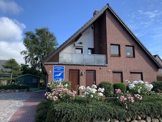 Das Appartementhaus Albatros, oben die Loggia der Whg