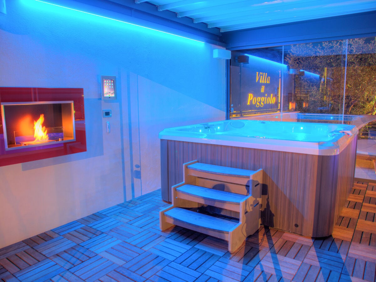 Jacuzzi Pool Haus