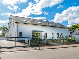 Hausansicht mit separaten Eingang