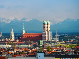 München mit Bergpanorama