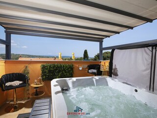 Maison de vacances Banjole Enregistrement extérieur 4