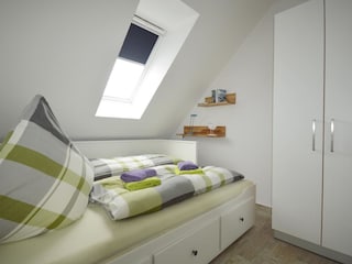 Ferienwohnung Norddeich Schlafzimmer 12
