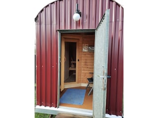 Bauwagen - Sauna im Garten