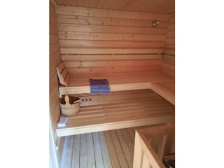 Bauwagen - Sauna im Garten