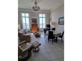 Ferienwohnung Bandol Wohnzimmer 8