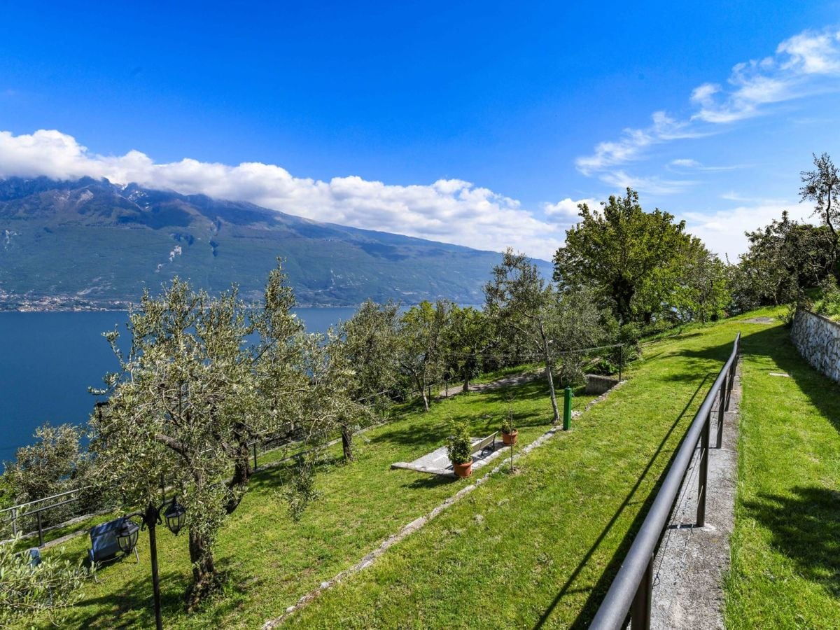 Gemeinschftsgarten mit Seeblick