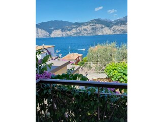 LAKE VIEW FRON BALCONY