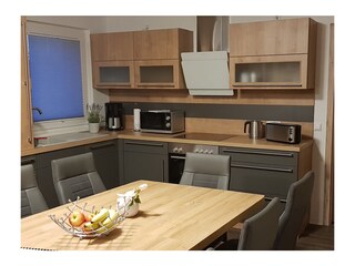 Küche mit Essbereich