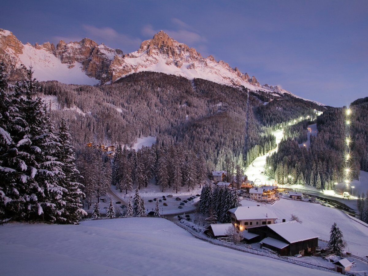 Die beleuchteten Skipisten für abendlichen Spaß