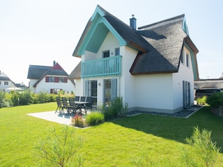 Ferienhaus Nautilus Garten mit Terrasse