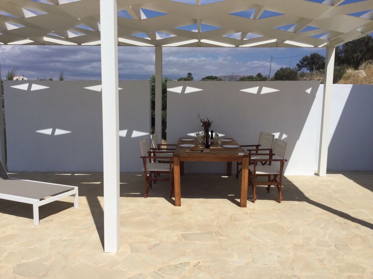 Shaded dining place at the pool area