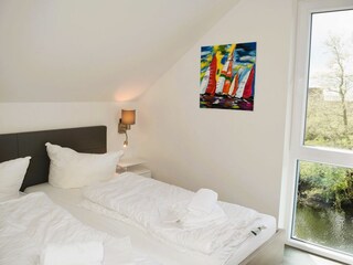 Schlafzimmer DG